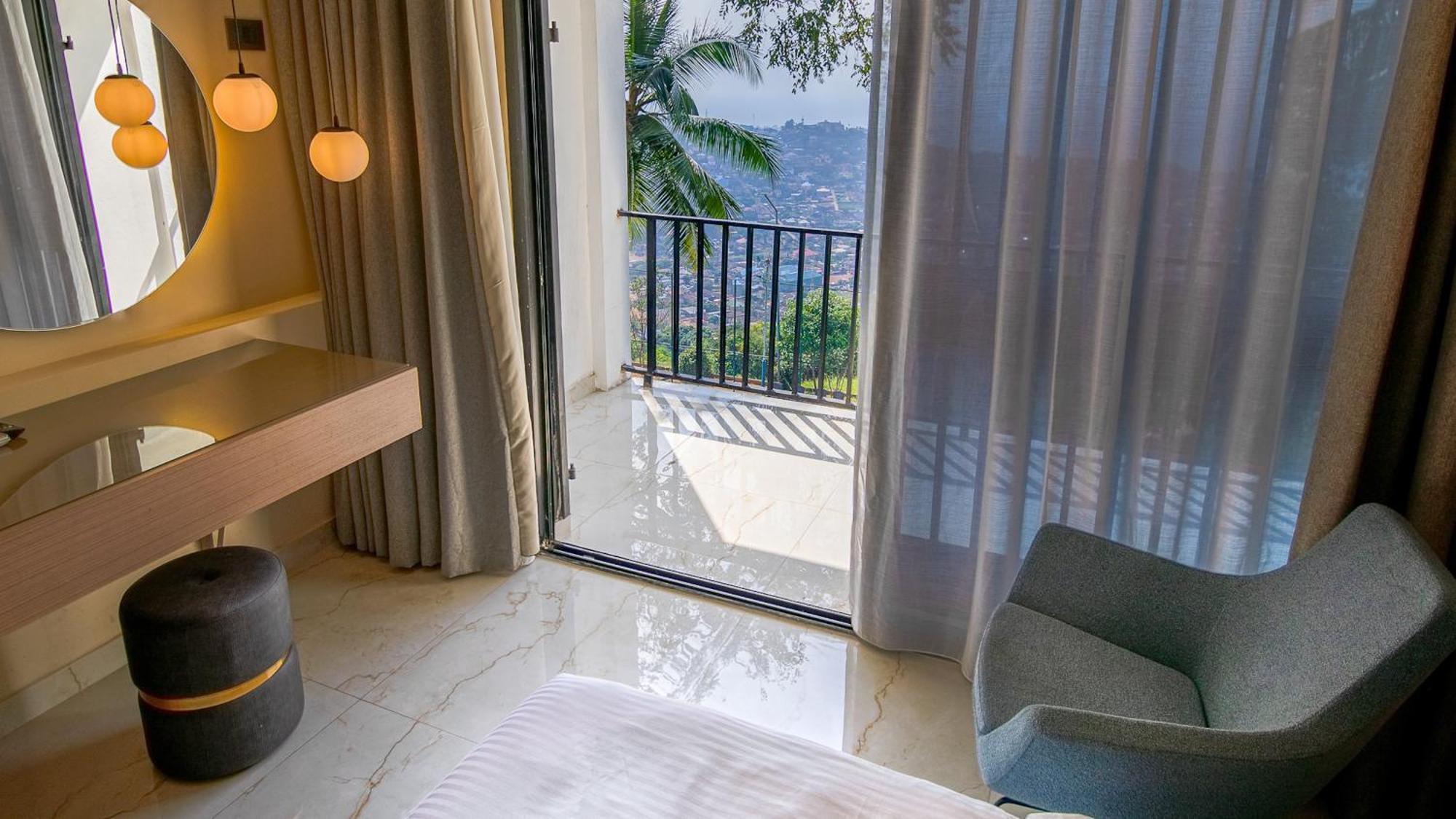 คันทรี ลอดจ์ คอมเพล็กซ์ Hotel ฟรีทาวน์ ภายนอก รูปภาพ