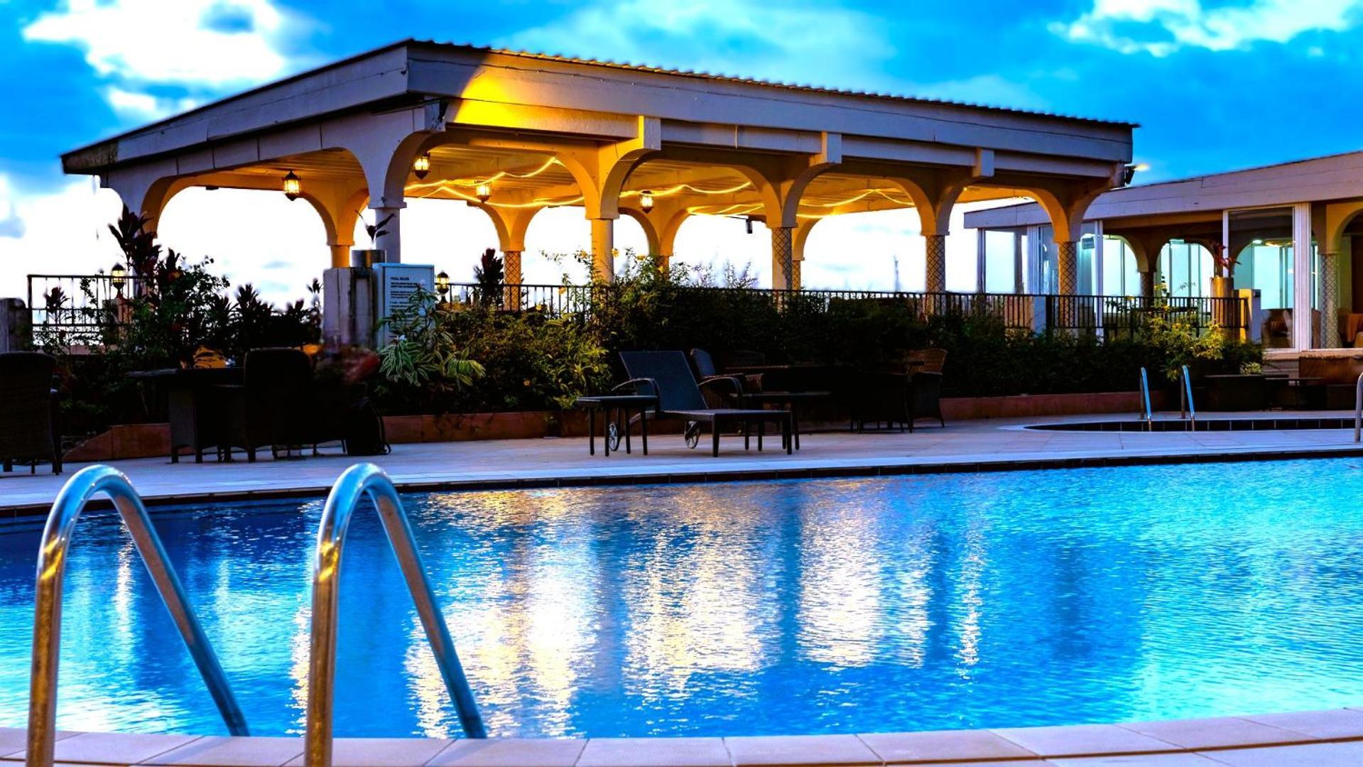 คันทรี ลอดจ์ คอมเพล็กซ์ Hotel ฟรีทาวน์ ภายนอก รูปภาพ