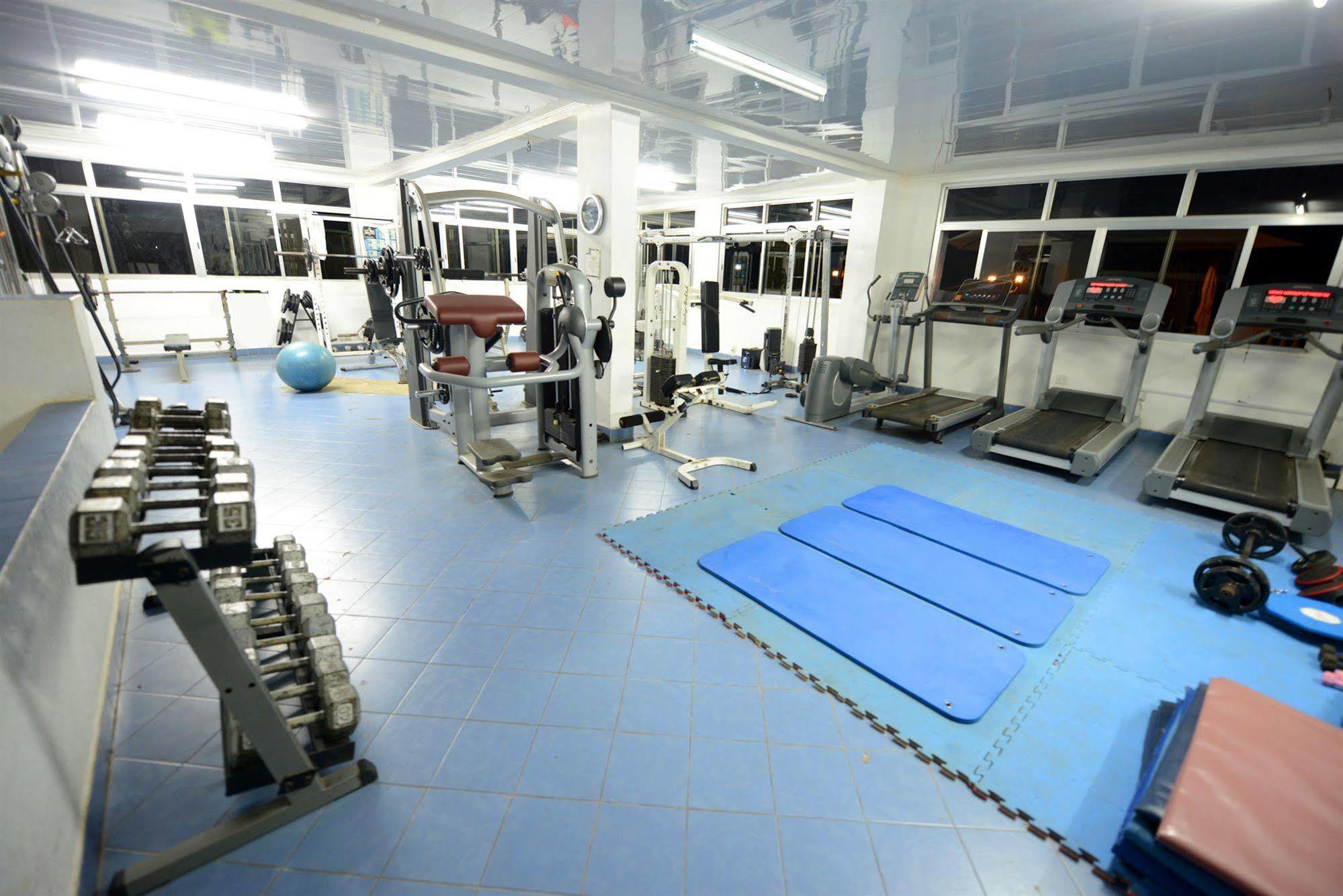 คันทรี ลอดจ์ คอมเพล็กซ์ Hotel ฟรีทาวน์ ภายนอก รูปภาพ